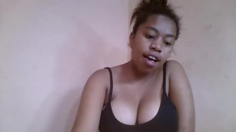 Snapshot of nicelly01 chatting on June 2026 06:29:02 AM nicelly01 online show from June 2026 06:29:02 AM