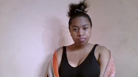 Snapshot of nicelly01 chatting on June 2026 05:14:01 AM nicelly01 online show from June 2026 05:14:01 AM