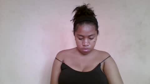 Snapshot of nicelly01 chatting on July 2026 11:03:02 AM nicelly01 online show from July 2026 11:03:02 AM