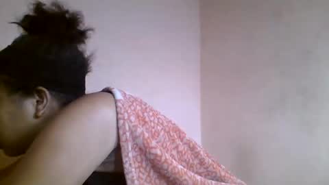 Snapshot of nicelly01 chatting on July 2026 07:22:02 AM nicelly01 online show from July 2026 07:22:02 AM