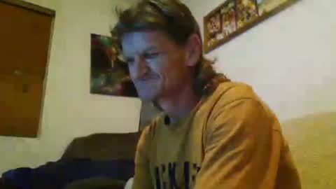 Snapshot of niceozziecockxxx chatting on March 2025 07:37:01 PM Sexiishaine online show from March 2025 07:37:01 PM