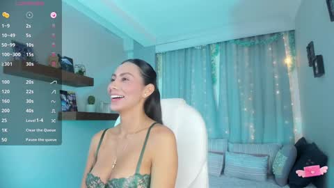 Snapshot of nichole_bree chatting on January 2025 02:53:01 PM Nichole online show from January 2025 02:53:01 PM