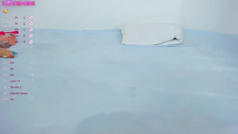 Nichol Scully online show from December 2024 02:53:01 AM