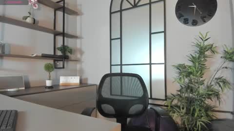 Nick  online show from September 2025 12:50:02 PM