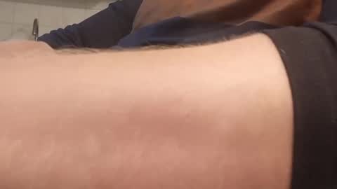 nick_x_b online show from November 2025 03:00:02 PM