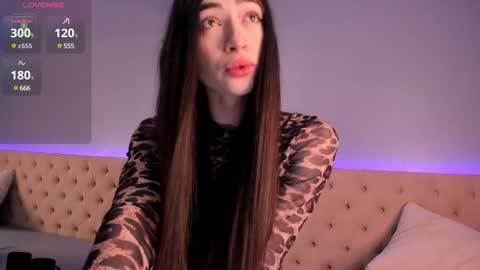 Nickie online show from January 2025 07:39:02 AM