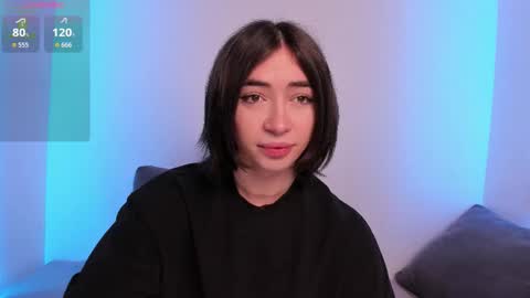 Nickie online show from November 2025 04:45:02 AM