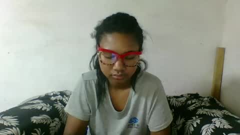 Snapshot of nickiqqyuu chatting on July 2026 07:50:02 AM nickiqqyuu online show from July 2026 07:50:02 AM