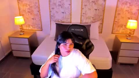 Snapshot of nicky_peyton chatting on September 2025 02:25:01 AM Nicky online show from September 2025 02:25:01 AM