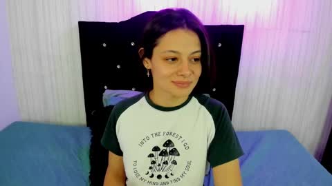 Snapshot of nicky_pop chatting on February 2025 06:51:01 PM nicky_pop online show from February 2025 06:51:01 PM