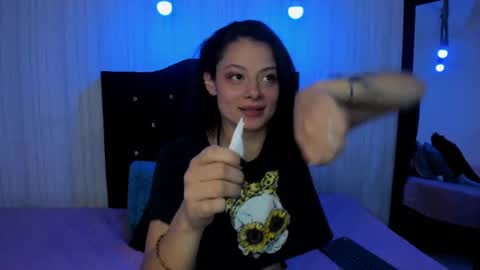 Snapshot of nicky_pop chatting on March 2025 06:37:01 PM nicky_pop online show from March 2025 06:37:01 PM