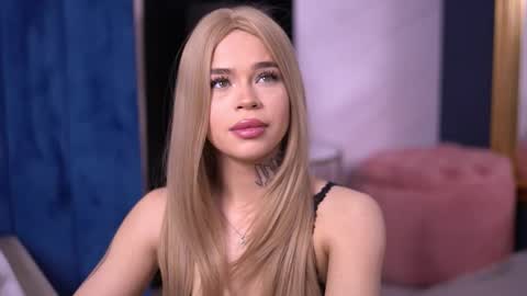 Nicky online show from March 2026 06:03:02 PM