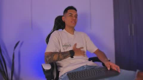 Nicky  online show from November 2025 11:54:01 AM