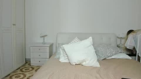 Snapshot of nickymygirlxx chatting on January 2025 12:41:01 PM Nicky online show from January 2025 12:41:01 PM