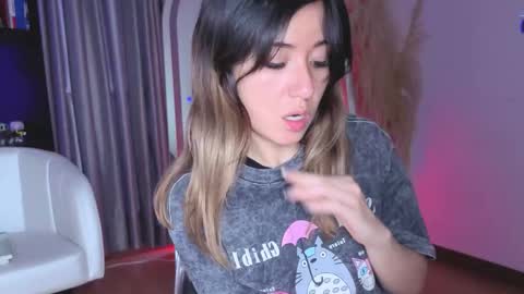 Nicky online show from November 2025 09:13:02 PM