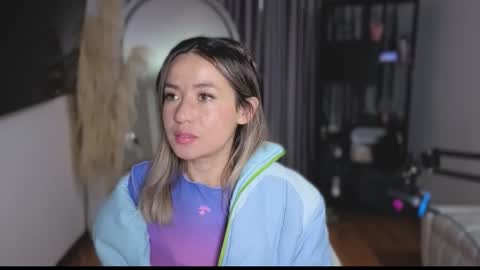 Nicky online show from January 2026 10:12:02 PM