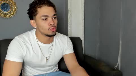 nico_blaze7 online show from December 2025 12:23:02 PM