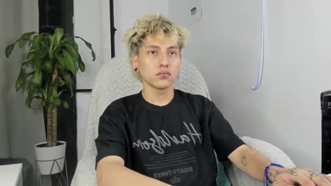 Snapshot of nico_nico_xd chatting on October 2025 05:57:02 AM Nico online show from October 2025 05:57:02 AM