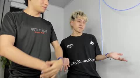 Snapshot of nico_nico_xd chatting on October 2025 03:26:02 AM Nico online show from October 2025 03:26:02 AM