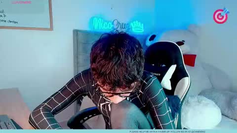 nico  online show from March 2026 08:03:01 PM