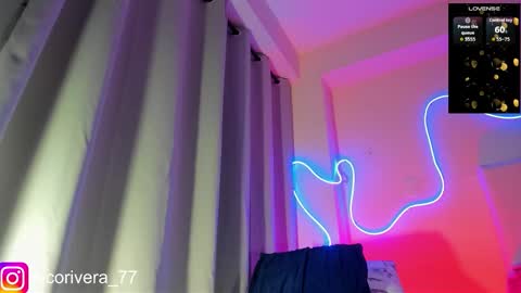 Nicolas online show from December 2025 07:06:01 AM