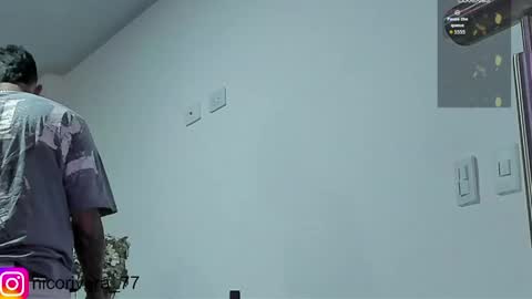 Nicolas online show from March 2026 05:44:01 AM