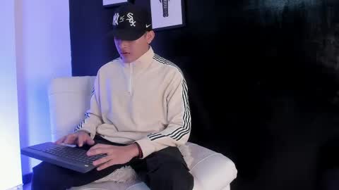 nico_saint_ online show from June 2026 11:13:02 AM