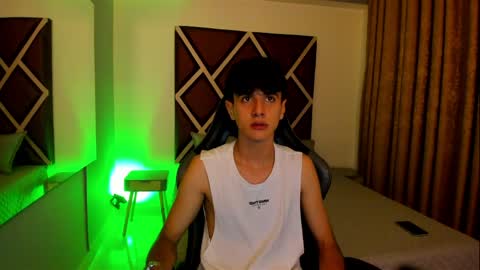 Nico  online show from May 2026 07:51:01 PM