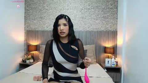 Nicol Alvarez online show from January 2026 07:30:01 PM