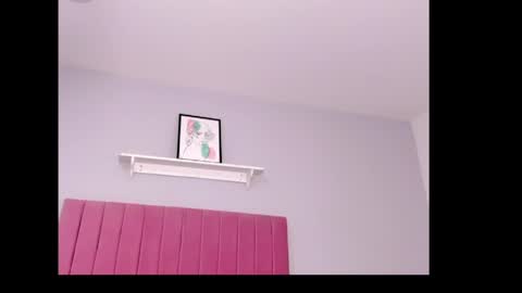 Nicol online show from April 2026 05:05:01 AM