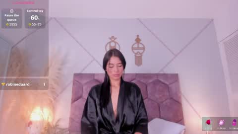 Snapshot of nicol_giraldo chatting on May 2026 03:25:02 AM Nicol online show from May 2026 03:25:02 AM