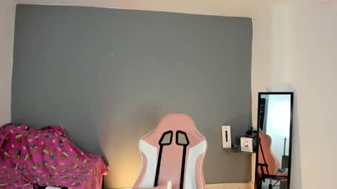Nicol sanchez online show from December 2024 01:42:01 AM