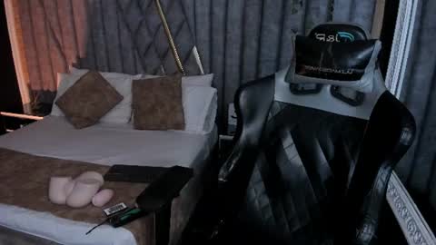 Nicolai online show from July 2026 12:53:01 PM