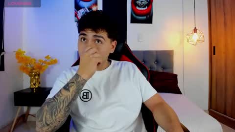 nicolas_james_sc online show from September 2025 02:22:01 PM