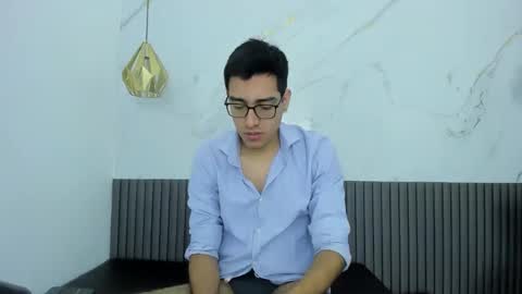 nicolasfine online show from January 2026 11:59:02 AM