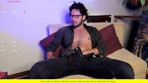 nicolasrodrii online show from February 2025 12:17:01 AM