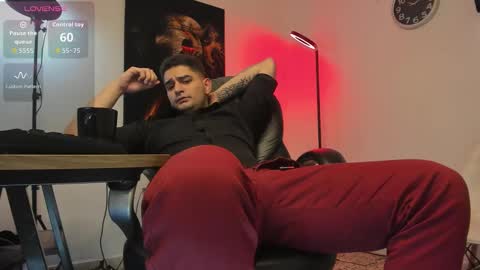 Nicolas Fellener online show from November 2025 05:07:02 AM