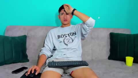 nicolastorres__ online show from February 2026 08:57:02 PM