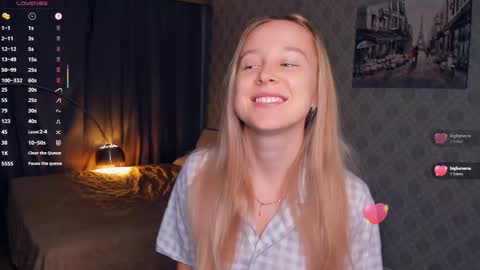 Nicoletta online show from November 2025 06:09:02 PM