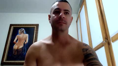 Nicolay online show from September 2025 11:21:01 AM