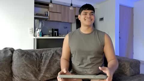 nicole_and_thiago1 online show from January 2026 01:57:01 PM