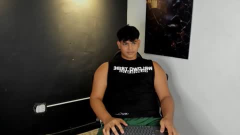 nicole_and_thiago1 online show from March 2026 09:32:02 PM