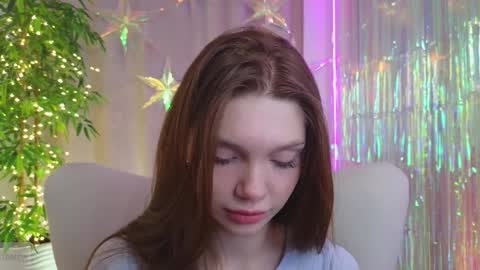 Snapshot of nicole_broown chatting on December 2024 08:58:02 PM Nicole online show from December 2024 08:58:02 PM