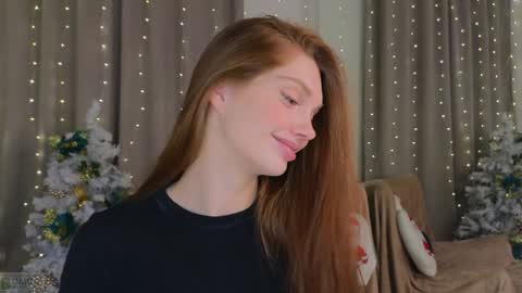Snapshot of nicole_broown chatting on December 2024 11:53:02 PM Nicole online show from December 2024 11:53:02 PM