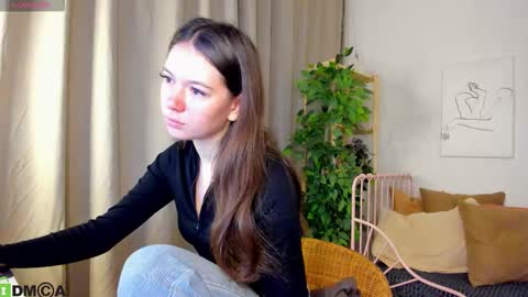 GMT7TueWedThSu 0300am-0900am. Sa 1000am-0400pm online show from September 2025 09:58:01 PM