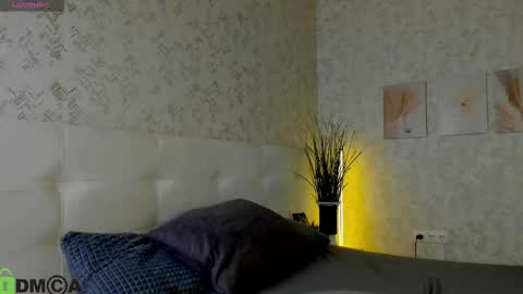 GMT7TueWedThSu 0300am-0900am. Sa 1000am-0400pm online show from October 2025 08:18:01 PM