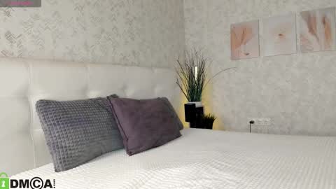 GMT7TueWedThSu 0300am-0900am. Sa 1000am-0400pm online show from November 2025 08:10:01 PM