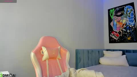 GMT7TueWedThSu 0300am-0900am. Sa 1000am-0400pm online show from April 2026 10:34:01 PM