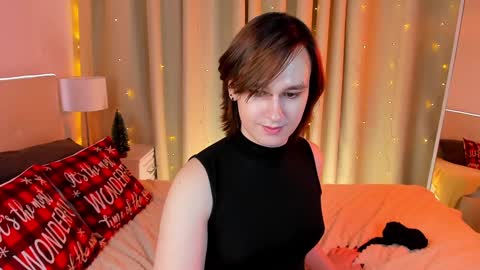 Snapshot of nicole_cidman chatting on December 2024 01:17:01 PM Nicole online show from December 2024 01:17:01 PM