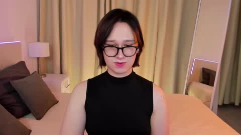 Snapshot of nicole_cidman chatting on February 2025 10:58:02 AM Nicole online show from February 2025 10:58:02 AM